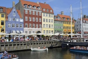 Copenhagen: Highlights Guided City Walking Tour