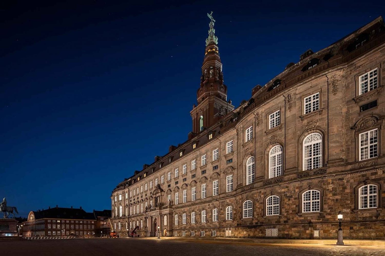 Copenhagen Palace Tour in Spanish