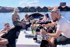 København: Privat kanal tur i vintage træbåd m/guide