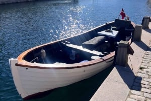 København: Privat kanal tur i vintage træbåd m/guide