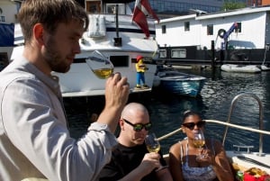 Copenhagen: Private Wine Tasting Boat Tour