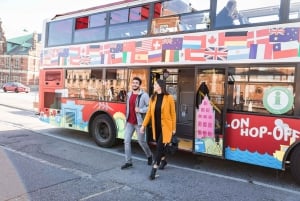 Copenhagen: Red Sightseeing Hop-on Hop-off Bus Tour