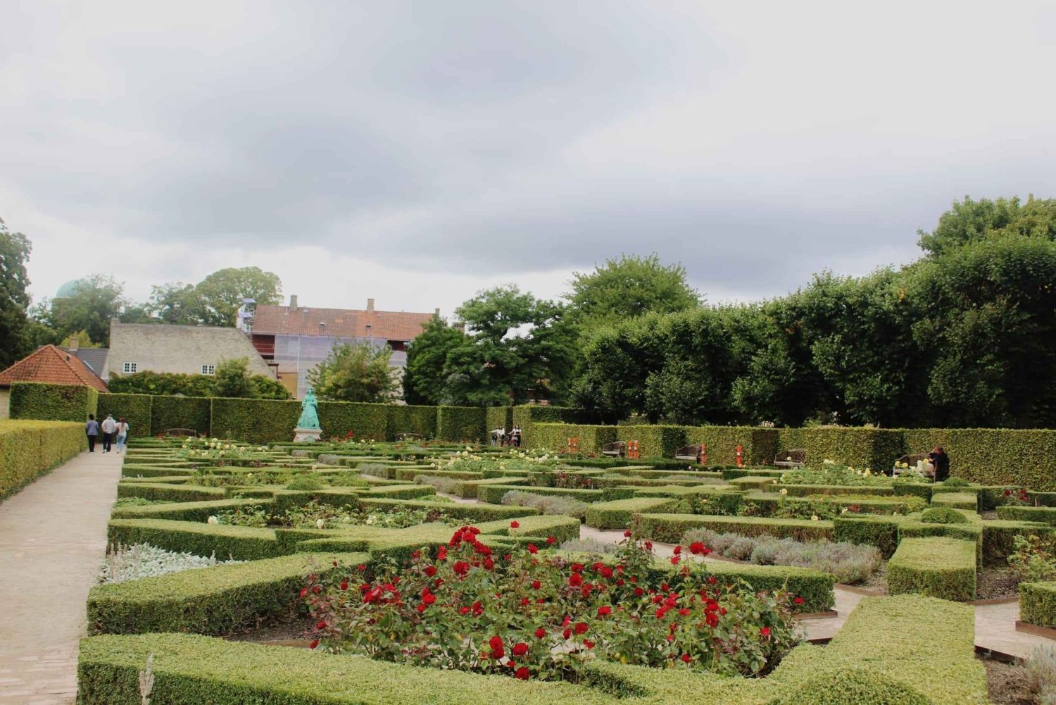 Copenhagen: Rosenborg Palace Tour & Canal Cruise
