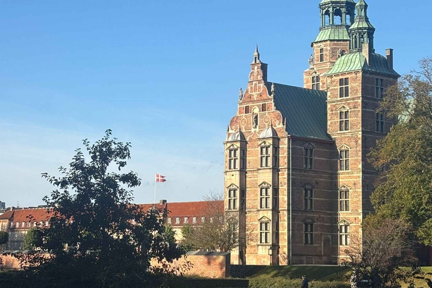 Copenhagen: Rosenborg Palace Tour & Canal Cruise