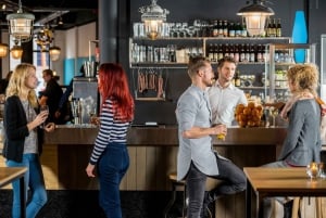 Visita con degustación de cerveza danesa a los pubs de Copenhague Nyhavn