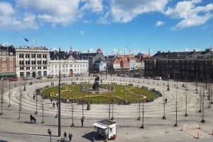 Utforsk det kongelige København: Audiotur med monarker og majestet