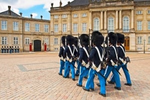 Skip-the-line Amalienborg Schloss Kopenhagen Nyhavn Tour