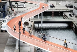Passeio de bicicleta eléctrica para o design urbano e a habitabilidade