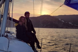 2 hours sunset sailin in a sailboat in Platja d'Aro