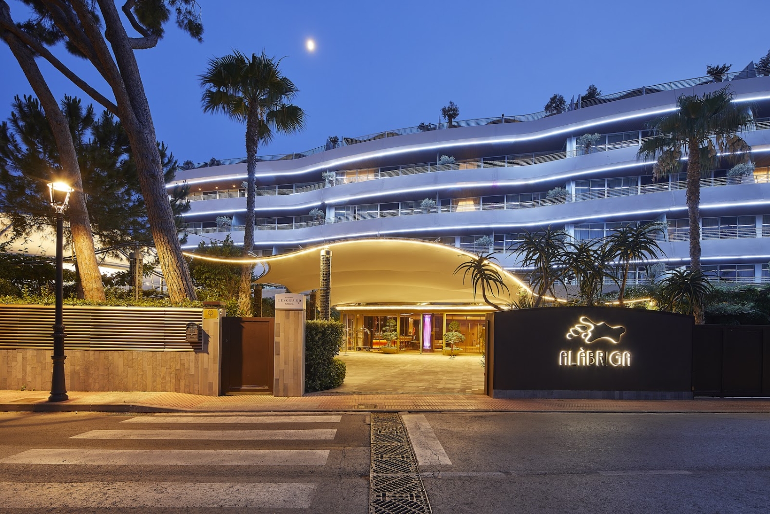 Alàbriga Hotel & Home Suites
