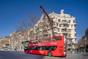 Barcelona: Hop-On/Hop-Off Bus & Aquarium-Tour