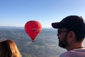 Barcelone : Tour en montgolfière dans les pré-Pyrénées