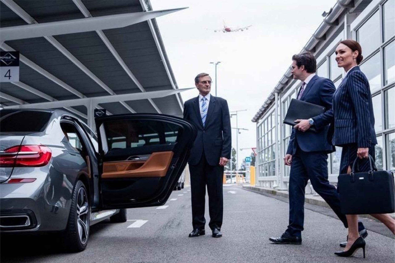 Barcelona: traslado privado al aeropuerto al centro de la ciudad
