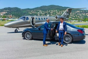 Barcelona: Private Airport Transfer to City Center