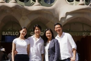 Barcelona - Private Family Photoshoot at Sagrada Familia