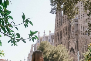 Barcelona - Private Family Photoshoot at Sagrada Familia