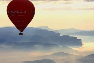 Barcelona: Vor-Pyrenäen-Heißluftballonfahrt