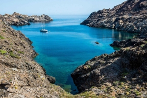 カダケスと水中ビジョン：コスタブラバの魔法をご堪能ください