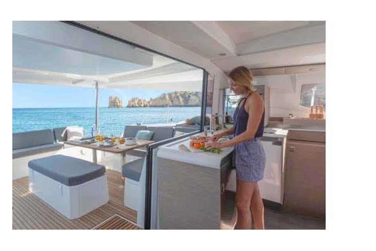 Коста-Брава: 3-дневный отдых на роскошном катамаране, отправление из Барселоны