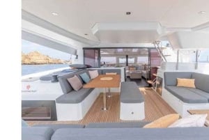 Коста-Брава: 3-дневный отдых на роскошном катамаране, отправление из Барселоны