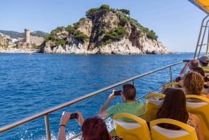 Costa Brava: Bådtur og besøg i Tossa med afhentning på hotellet
