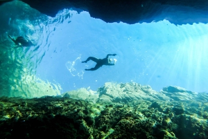 Costa Brava: tour en kayak y esnórquel por cuevas marinas