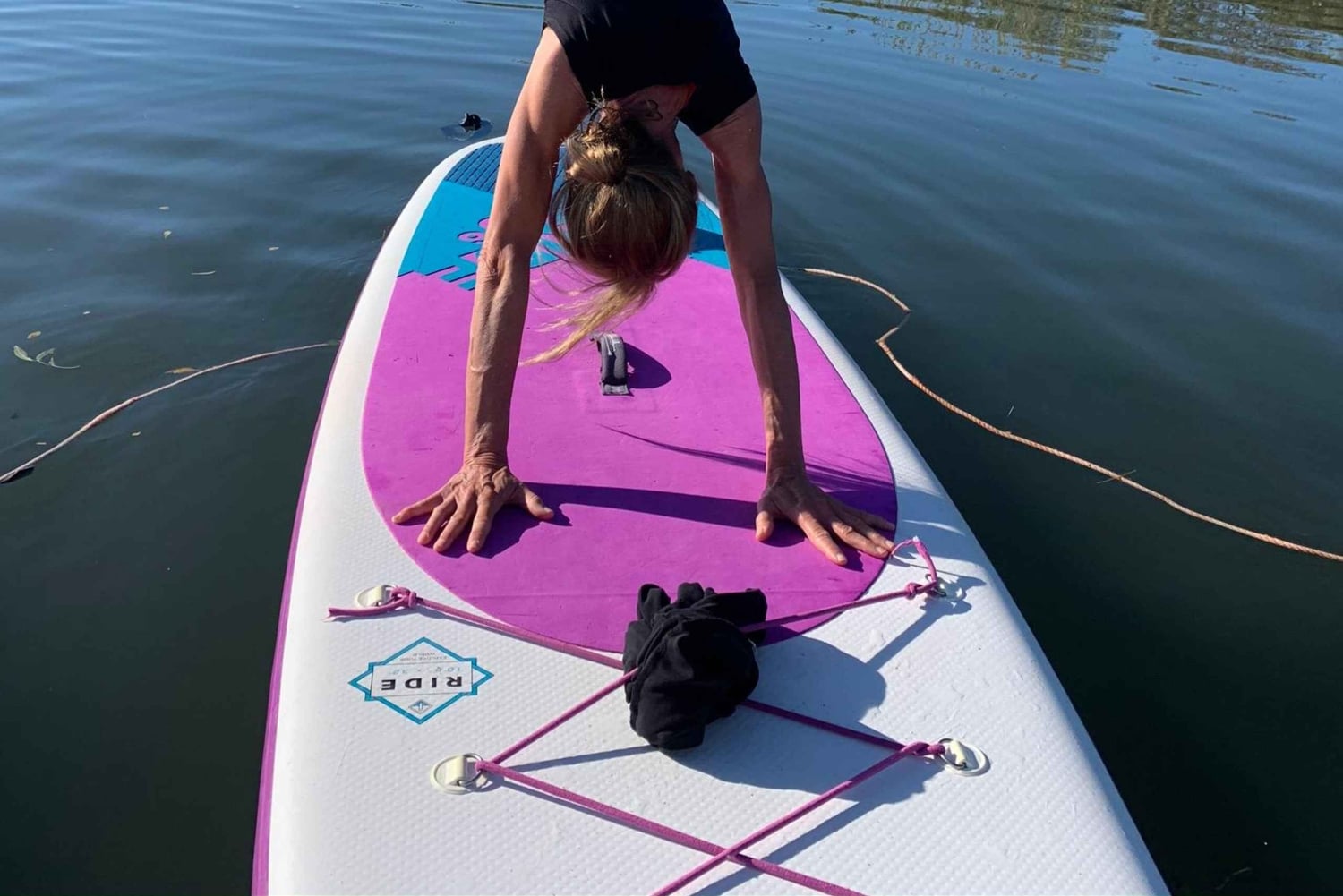 Эмпуриабрава: занятия SUP-йогой