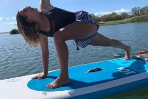 Эмпуриабрава: занятия SUP-йогой