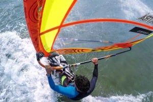 Weekend di windsurf a Empuriabrava: pacchetto multiattività