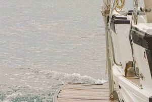 Estartit: Sunset Cruise with Snorkeling and a Drink