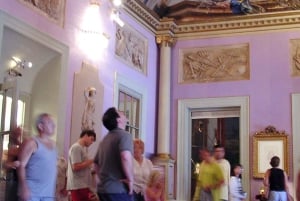Figueres: Dalí Theatre-Museum Guided Tour with Tickets