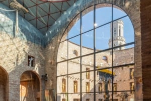 Figueres: Dalí Theatre-Museum Guided Tour with Tickets