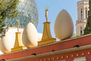 Figueres: Dalí Theatre-Museum Guided Tour with Tickets