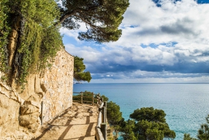 From Barcelona: Costa Brava Coastline Medieval Village Tour