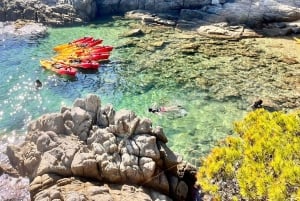 Au départ de Barcelone : excursion en kayak et plongée avec tuba sur la Costa Brava avec pique-nique