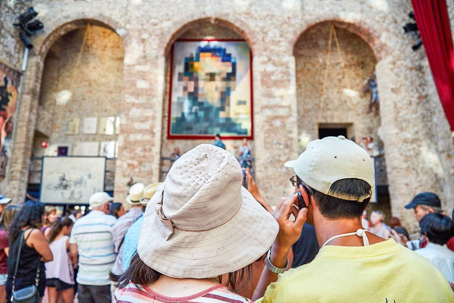 From Barcelona: Girona, Figueres and Dalí Museum Day Tour