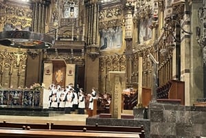 Z Barcelony: Popołudniowa wycieczka do Montserrat z chórem chłopięcym