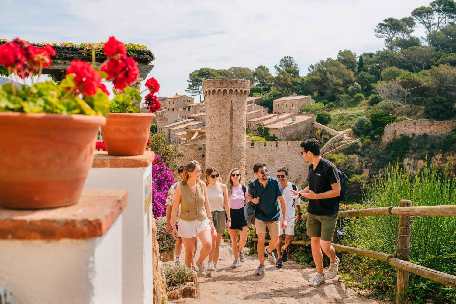 Fra Barcelona: Montserrat, Girona & Costa Brava på 2 dage