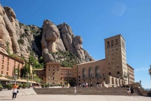 Vanuit Barcelona: Montserrat, Girona & Costa Brava in 2 dagen