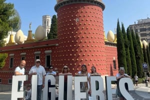 From Barcelona: Private Figueres & Pubol Full-Day Tour