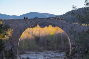 From Girona: Besalú, Banyoles & Historical Garrotxa Day Trip