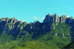 From LLoret de Mar: Full-Day Trip to Montserrat