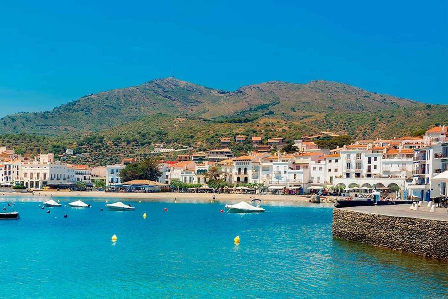 Depuis Roses : Excursion en bateau et visite de Cadaqués toute la journée.