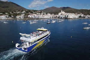 Depuis Roses : Excursion en bateau et visite de Cadaqués toute la journée.