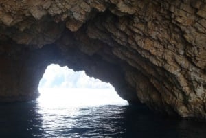 Fra Roser: Sejlads med katamaran til Medes-øerne
