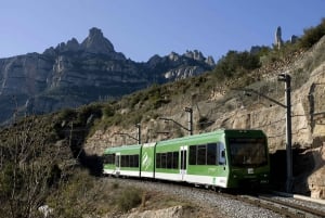 Escursione di un'intera giornata a Montserrat: Monastero in cima alla montagna