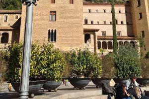 Escursione di un'intera giornata a Montserrat: Monastero in cima alla montagna