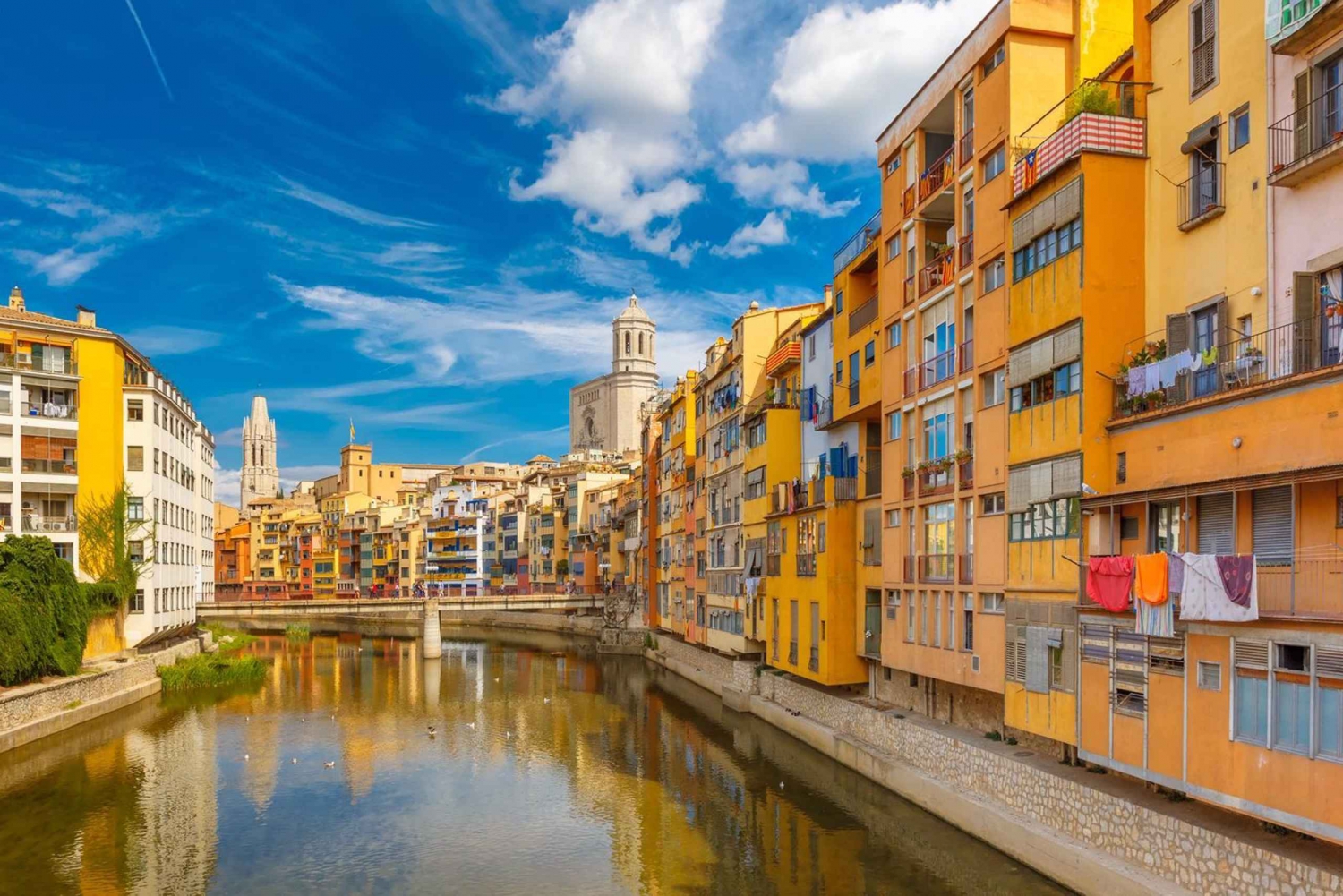 Girona and Costa Brava Guided Tour with Lunch