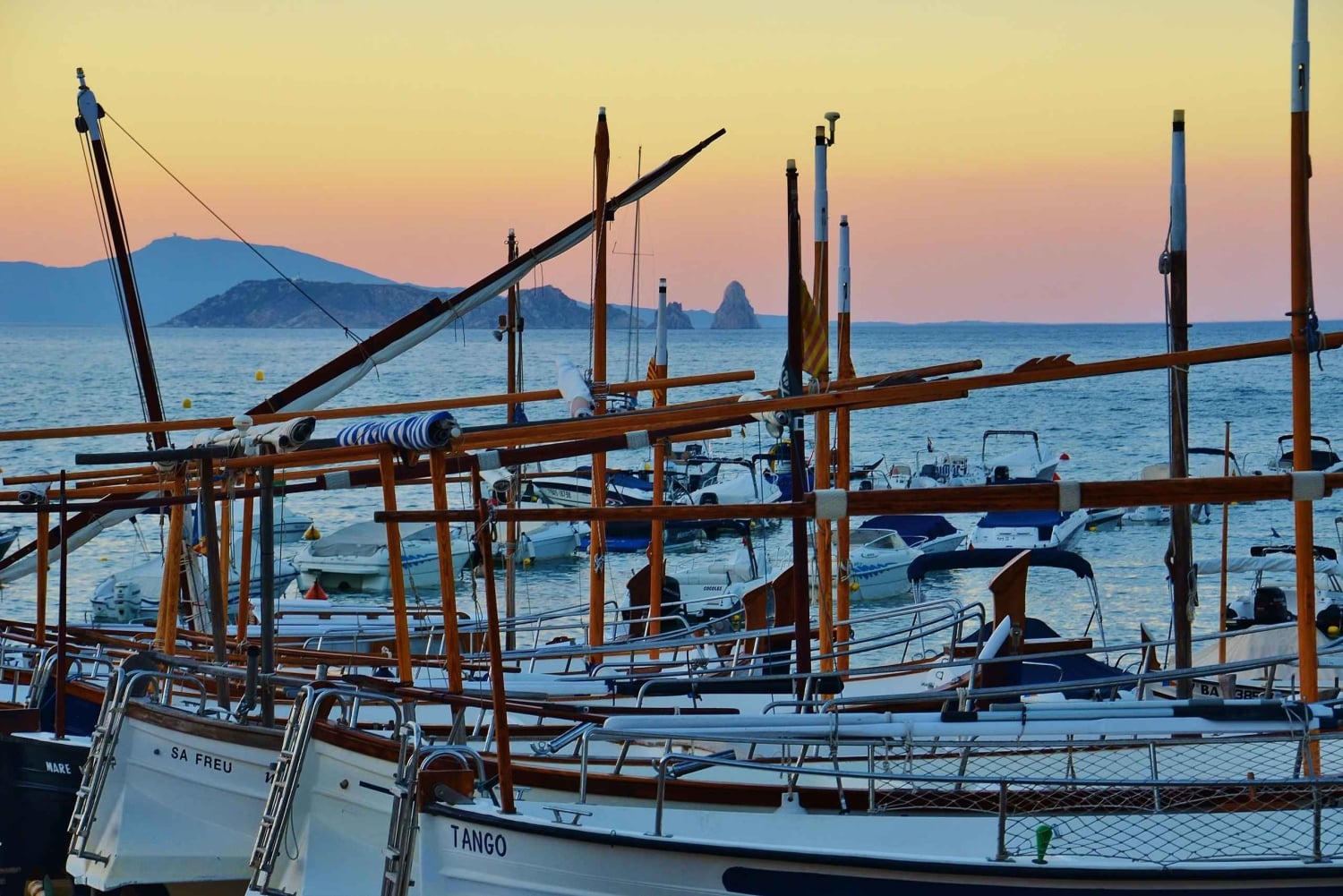 LA HORA DORADA: PUESTA DE SOL EN LA COSTA BRAVA