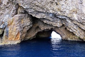 Guided Boat Tour to Medes Islands & Roca Foradada with Swim